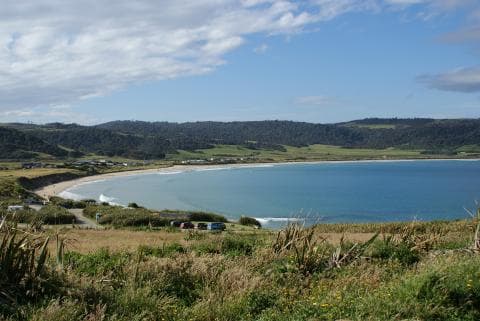 Curio Bay surf cam