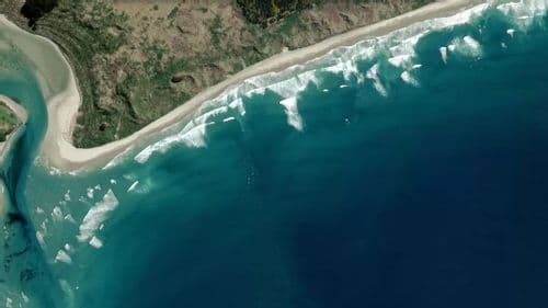 Live Allan's Beach surf cam showing spot conditions.