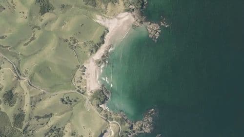 Live Elliot Bay surf cam showing spot conditions.