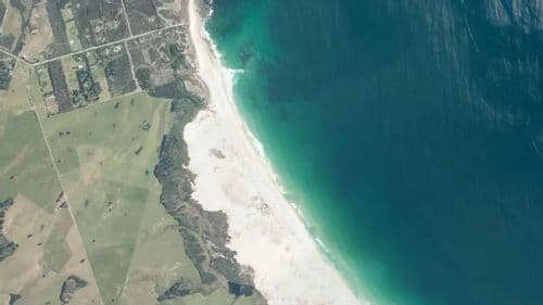 Live Henderson Bay surf cam showing spot conditions.