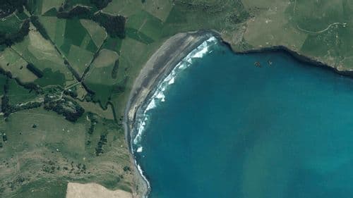 Live Hickory Bay surf cam showing spot conditions.