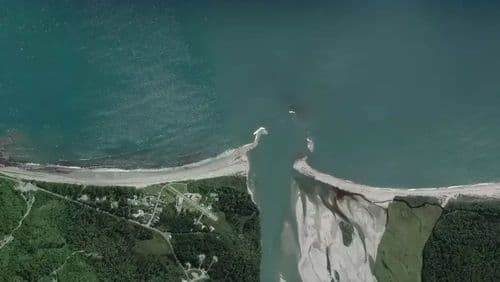 Live Jackson Bay surf cam showing spot conditions.