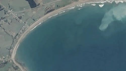 Live Colac Bay surf cam showing spot conditions.