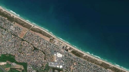 Live Pāpāmoa surf cam showing spot conditions.