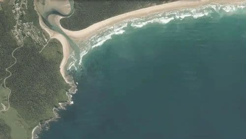 Live Papatowai surf cam showing spot conditions.