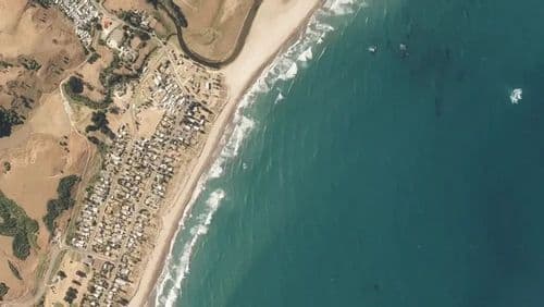 Live Riversdale surf cam showing spot conditions.