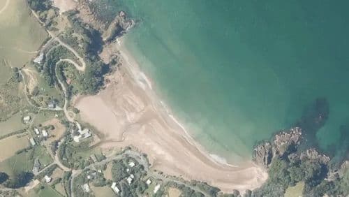 Live Sandy Bay surf cam showing spot conditions.