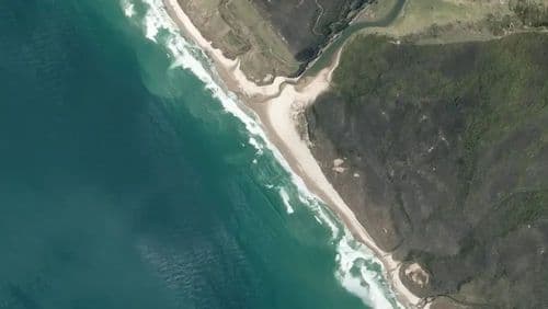 Live Waimamaku surf cam showing spot conditions.