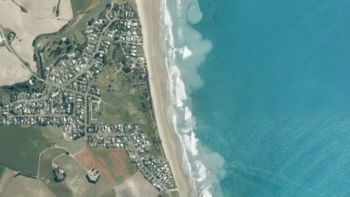 Live Waimārama surf cam showing spot conditions.