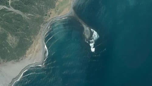 Live White Rock surf cam showing spot conditions.